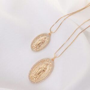 Colar Medalha Nossa Senhora de Guadalupe em banho de Ouro 18K