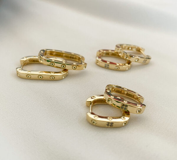 Argola Tifanny M em banho de Ouro 18K - Imagem 2