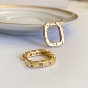 Argola Tifanny M em banho de Ouro 18K