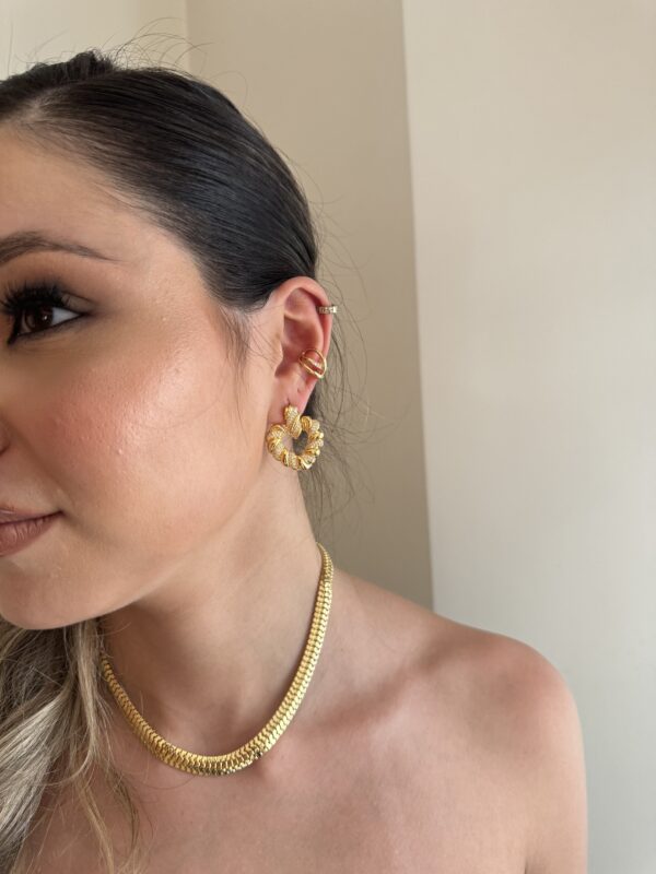Brinco Coração cravejado em banho de Ouro 18K - Imagem 2