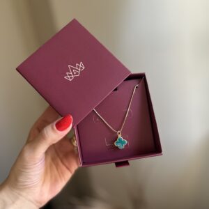 Colar Trevo Verde em banho de Ouro 18K