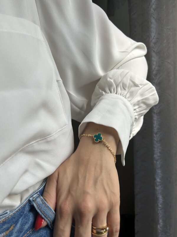 Pulseira Trevo Verde em banho de Ouro 18K - Imagem 3