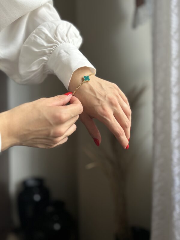 Pulseira Trevo Verde em banho de Ouro 18K