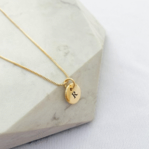 Colar com Medalha Personalizada tamanho P em banho de Ouro 18K