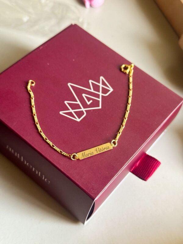 Pulseira Infantil com nome em banho de Ouro 18K - Imagem 2