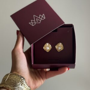 Brinco Concha em banho de Ouro 18K