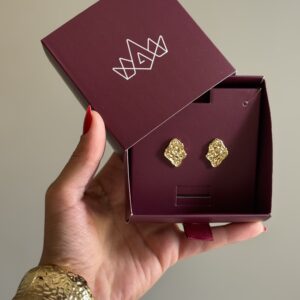 Brinco Alongado Martelado em banho de Ouro 18K