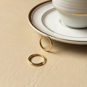 Argola Lisa P em banho de Ouro 18K