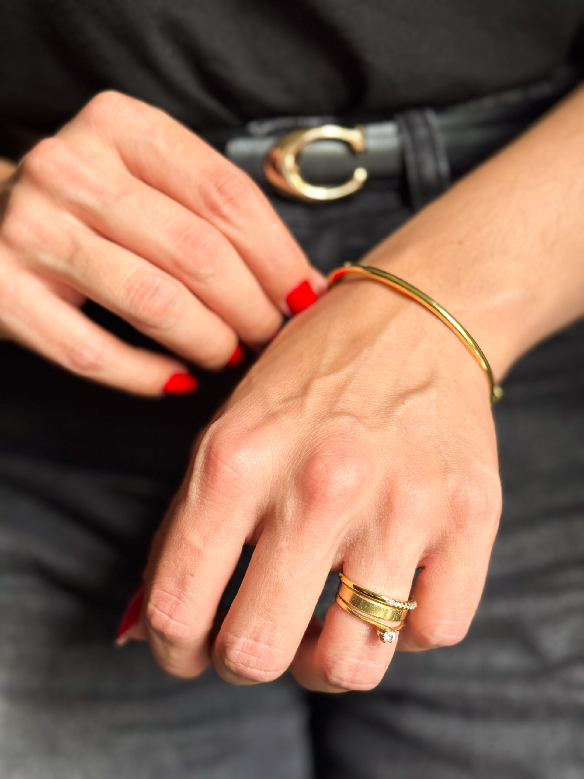 Bracelete Liso em banho de Ouro 18K