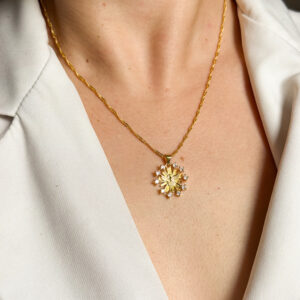 Colar Espírito Santo em banho de Ouro 18K