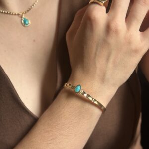 Bracelete Gota Verde Água em banho de Ouro 18K