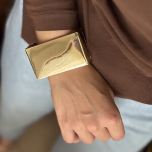 Bracelete Max Quadrado em banho de Ouro 18K