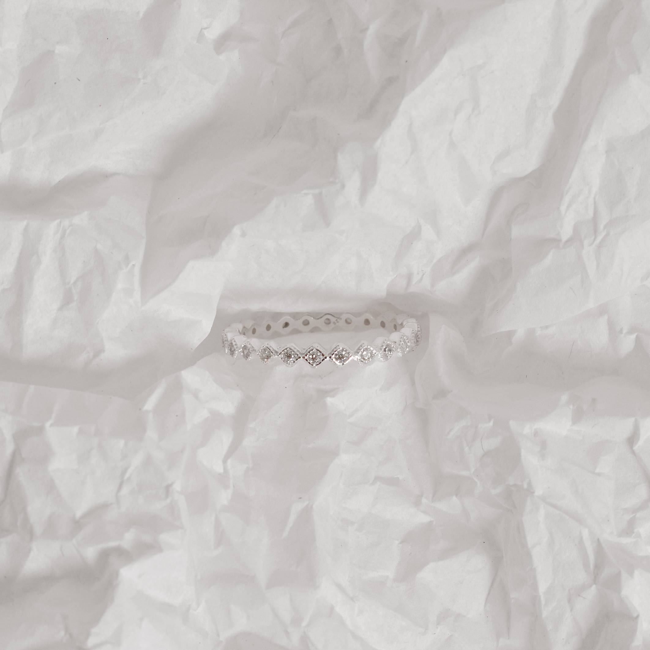 Anel Losangolo Cravejado em Prata 925 - Imagem 2