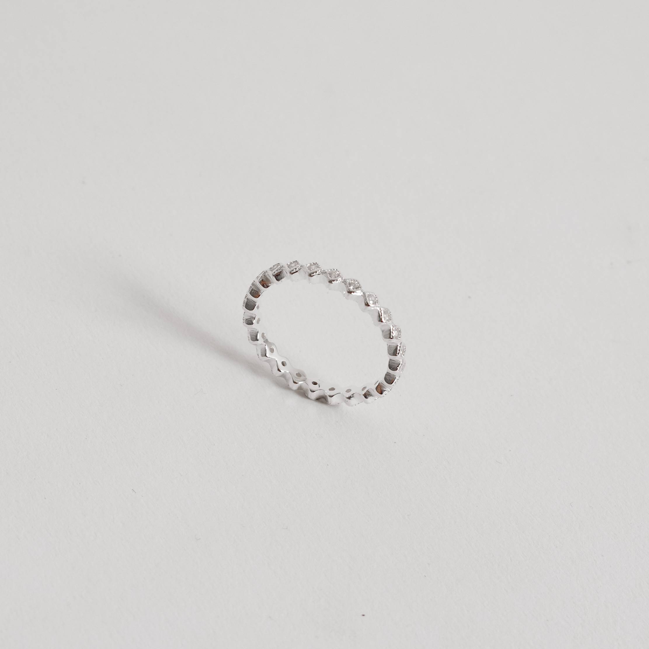 Anel Losangolo Cravejado em Prata 925 - Imagem 4