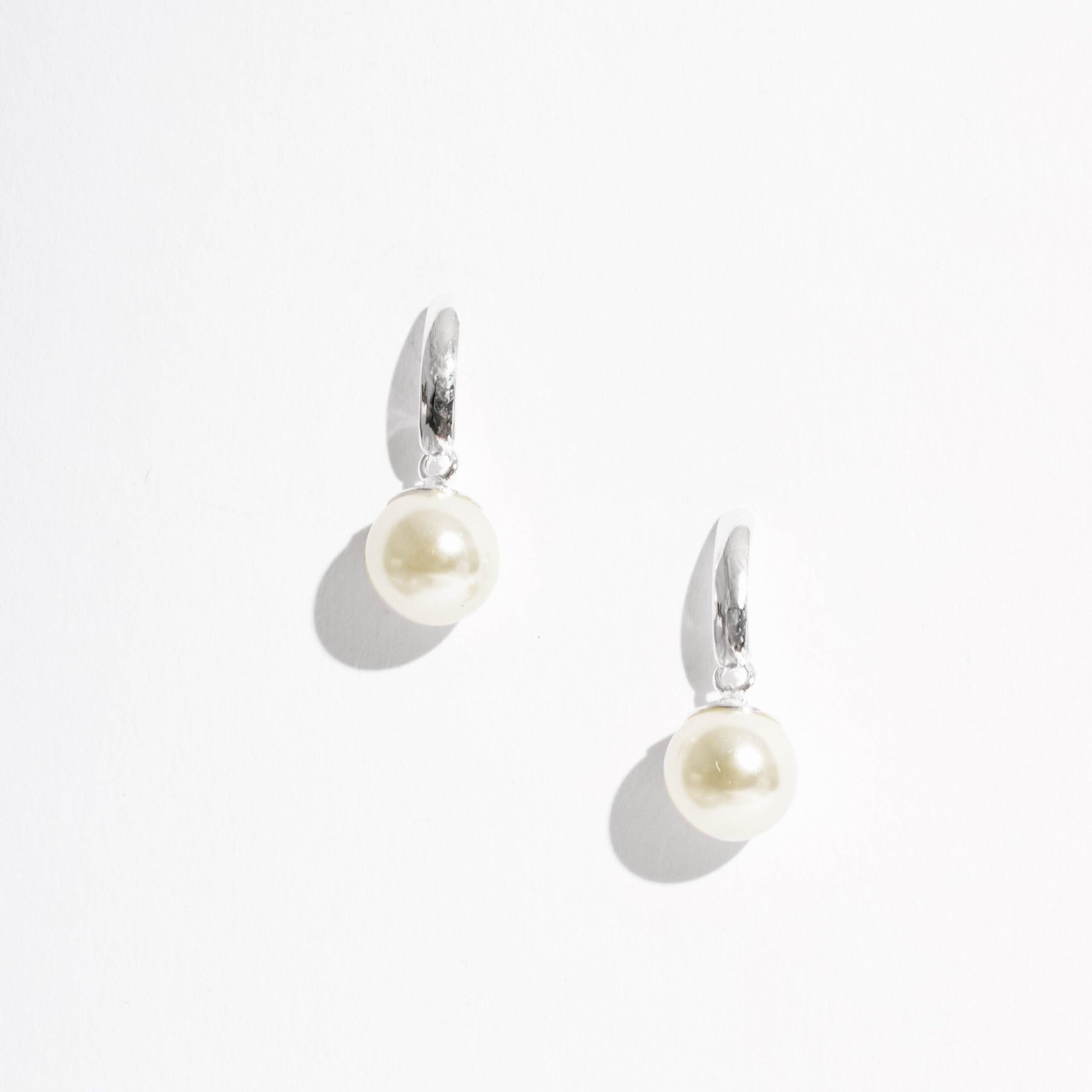 Brinco Base com Pérola em Prata 925 - Imagem 2