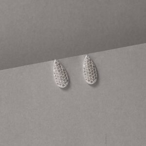 Brinco Gota Alongada Cravejada em Prata 925