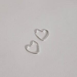 Argola Coração Fio Redondo em Prata 925